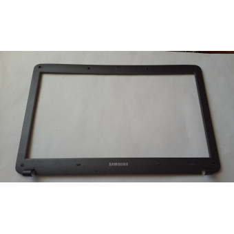 Рамка матрицы Samsung R528 с разбора