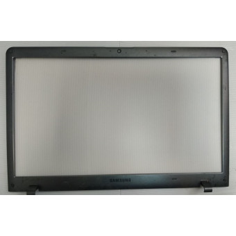 Рамка матрицы Samsung NP355V5C-90MRU с разбора