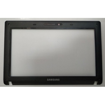 Рамка матрицы Samsung NP-N150-JA01RU с разбора