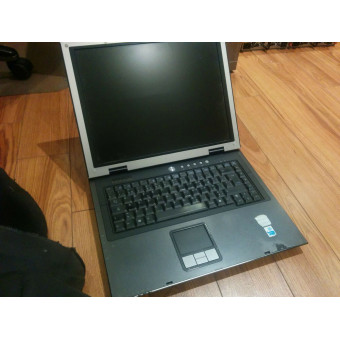 Ноутбук Asus M6800N на разбор